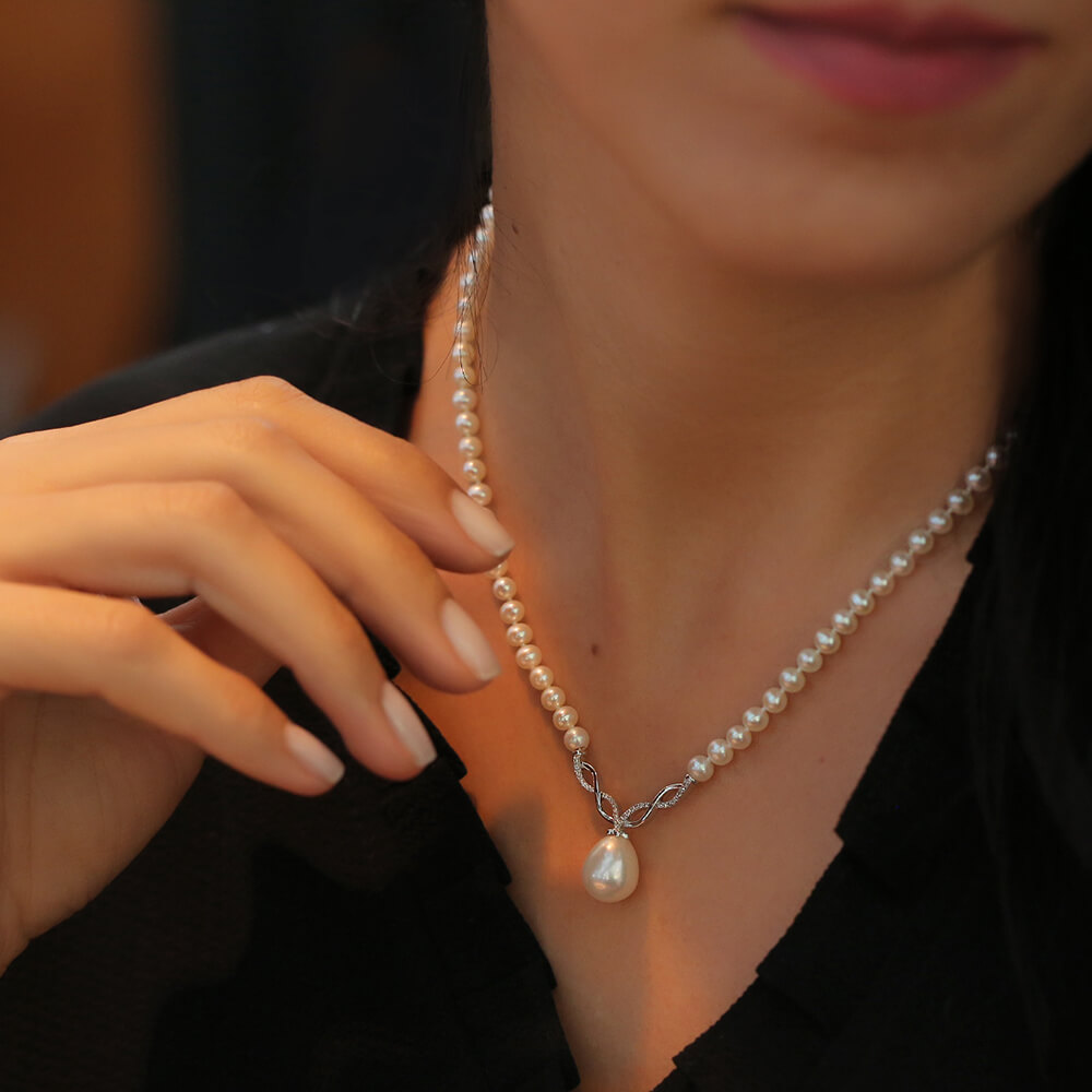 10.04 ct. Diamant Perlenkette
