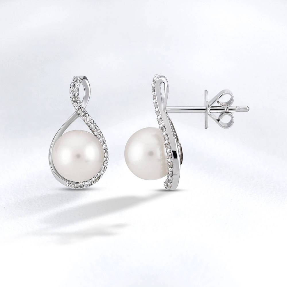 Pearl Diamond Stud Earring
