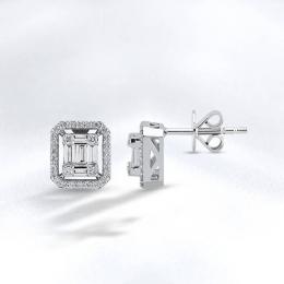 Baguette Diamond Stud Earring